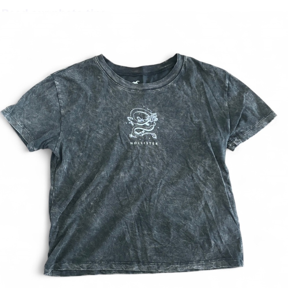 Hollister boxy tee shirt